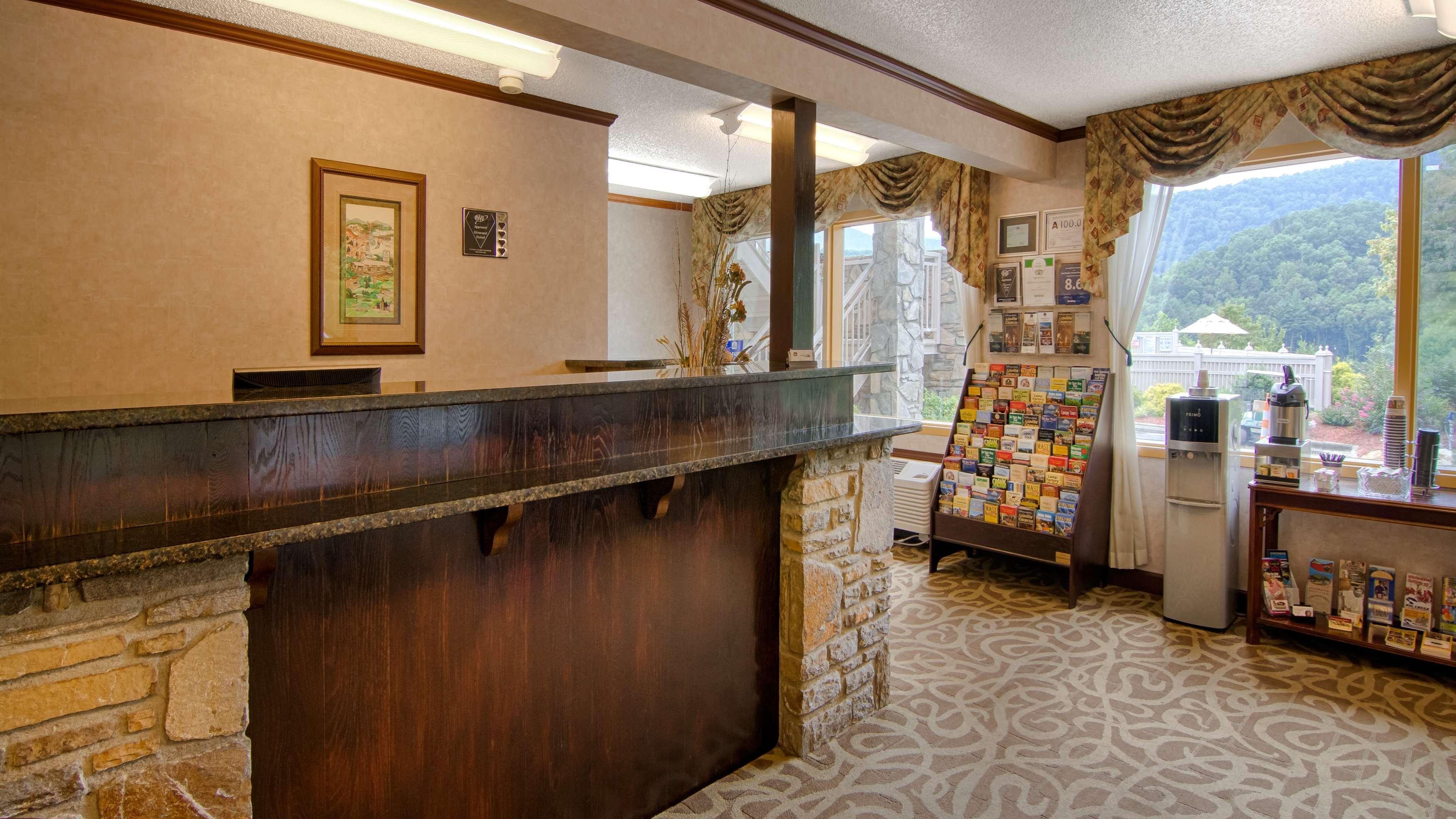 Best Western Smoky Mountain Inn Waynesville Exterior photo